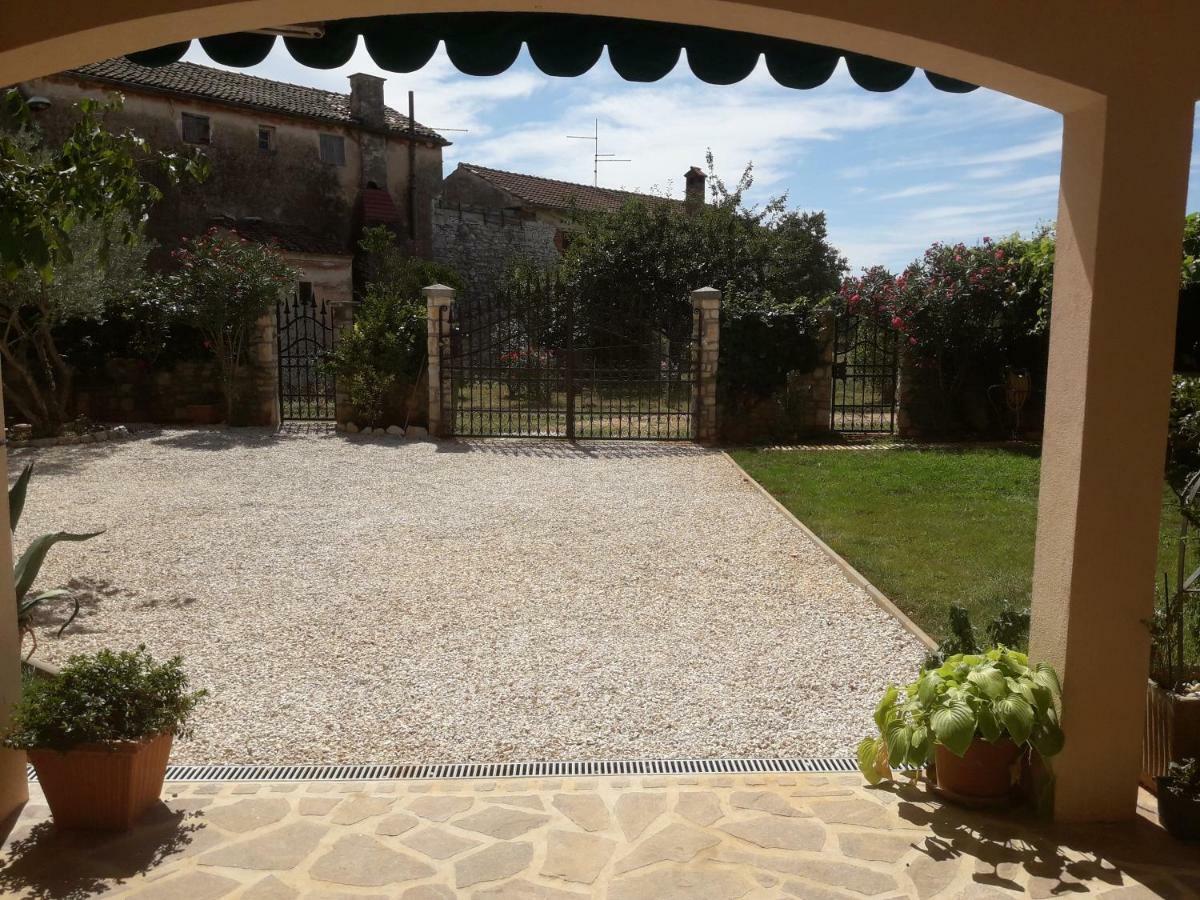 Villa Kortina Bašanija 外观 照片